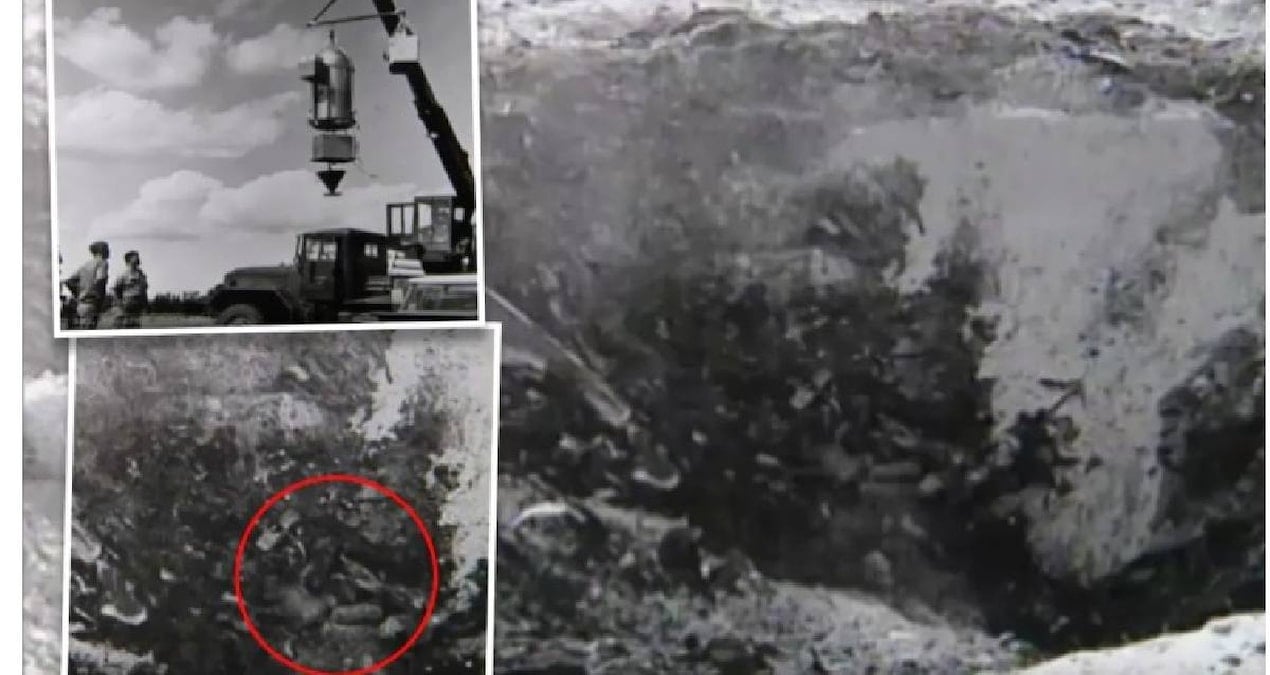 22 dakikalik siyah beyaz kayit dunyayi soke etti yerde yatan uzayli mi LTs1kOh5