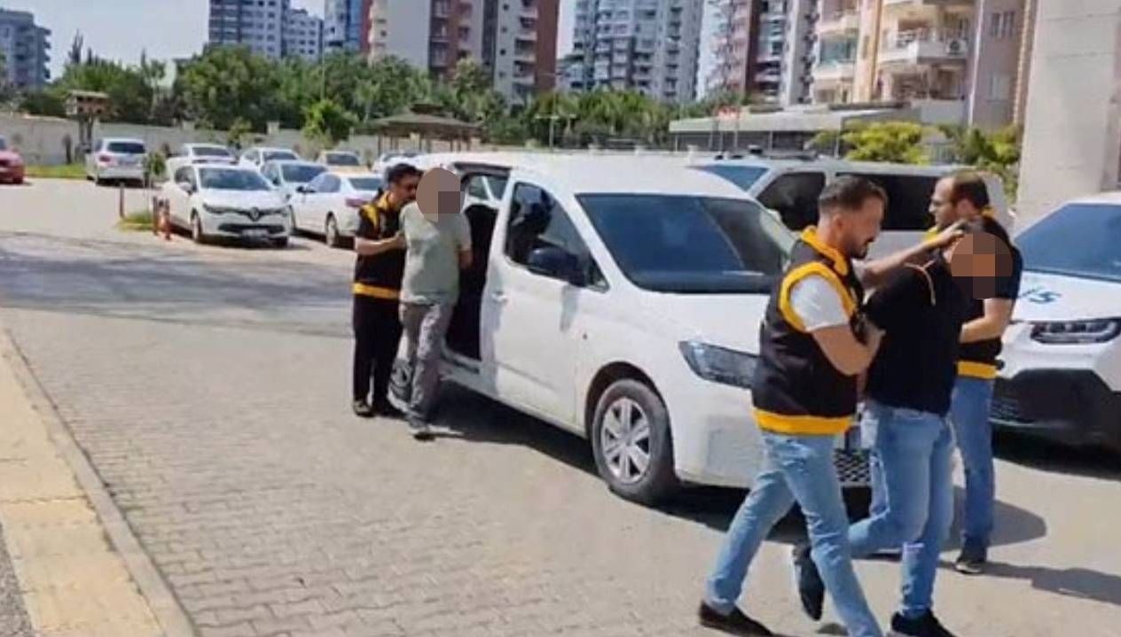 “Çöpleri aşağı atmayın” dedi, dayak yedi