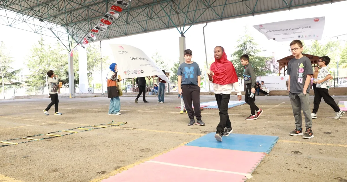 ankara keciorende sokak oyunlari hayat buldu 8NUpkLew