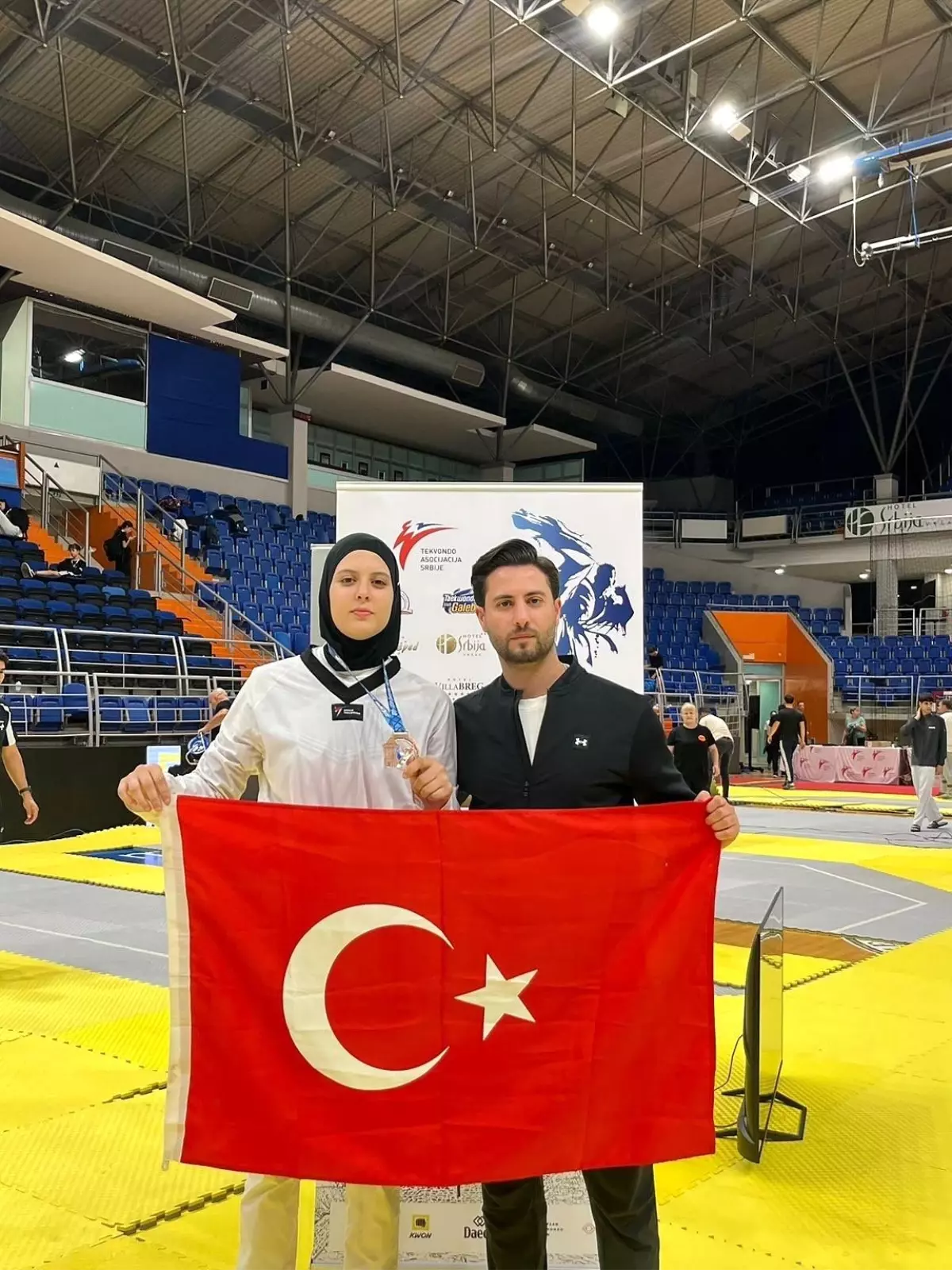 elifnaz koseoglundan bronz madalya yr65eNpe