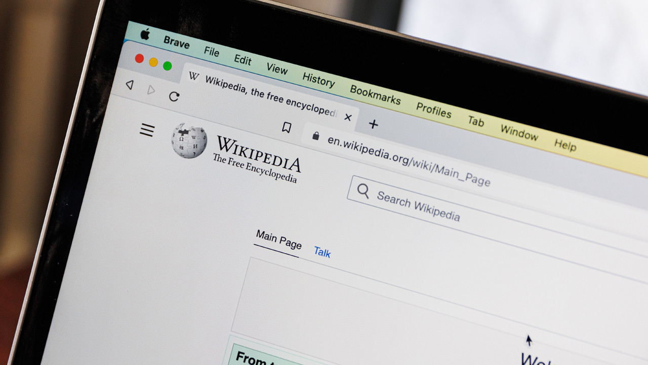 internetin dev sitesine yapay zeka darbesi giderek daha da dusuyor AHx9B9Og.jpg