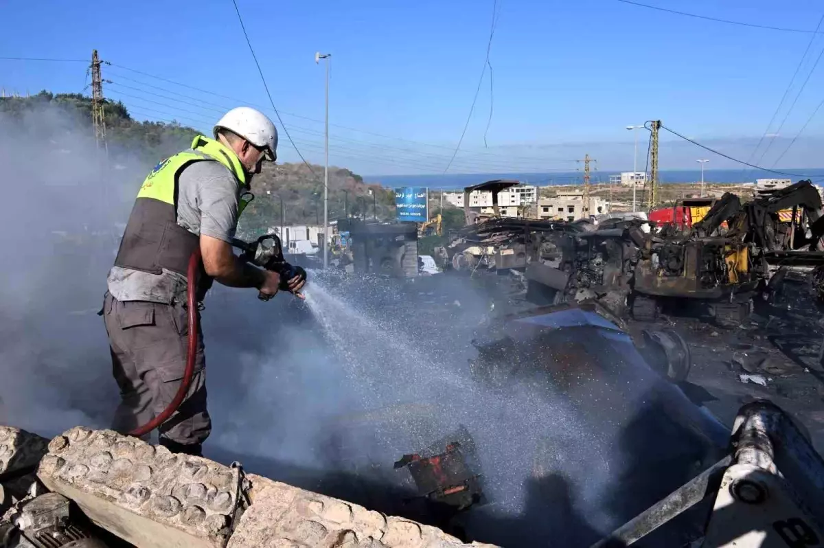 israil ordusunun lubnana duzenledigi hava saldirisinda 1 olu 7 yarali uyLO9U7v