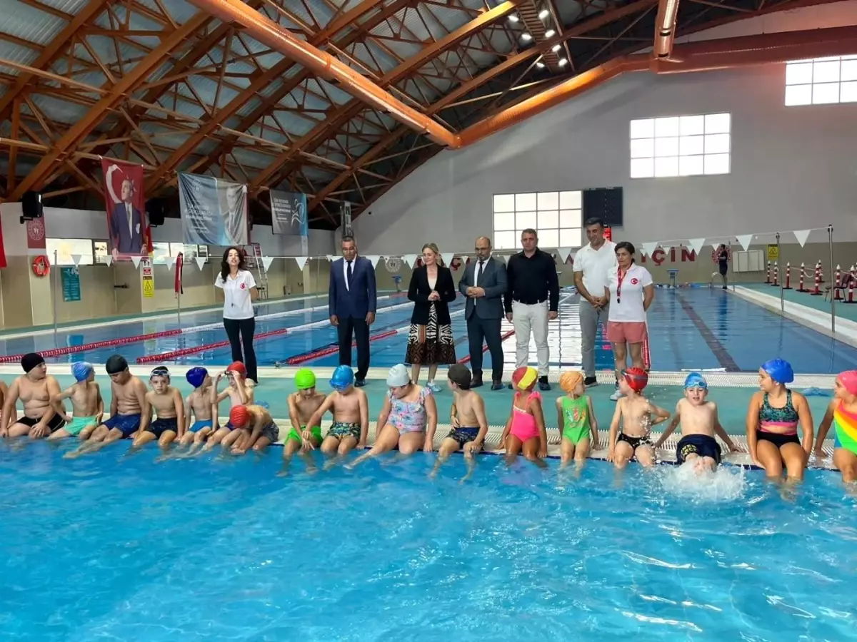 nazillide gelecege kulac atiyorum projesi basladi JU8fNUG1