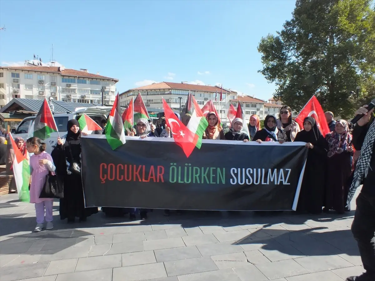 Sivas’ta Filistin İçin Destek Açıklaması sivasta filistin icin destek aciklamasi 42pZPhux