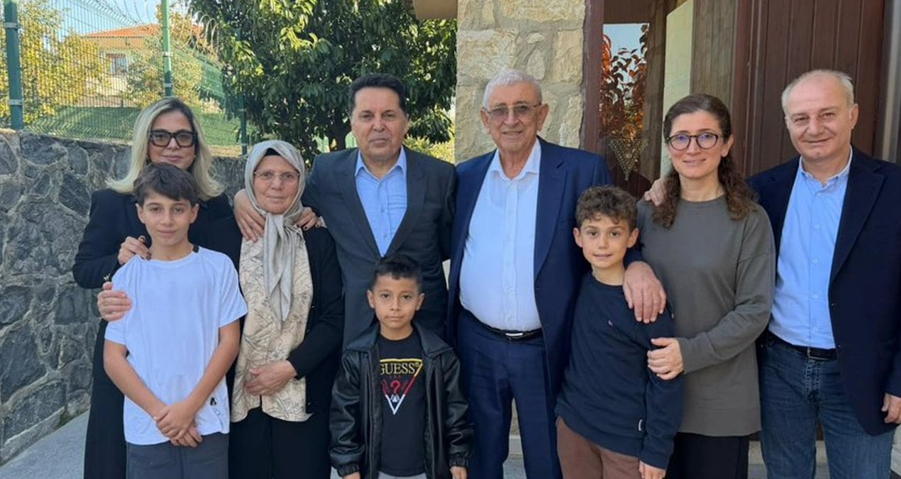 ahmet-ozerden-imamoglu-ailesine-ziyaret-JQmlaLVH.jpg
