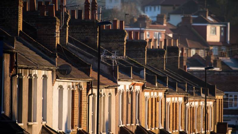 Airbnb, Londra’da şiddet ve istismar mağduru kadınlar için ücretsiz konaklama sağlayacak airbnb londrada siddet ve istismar magduru kadinlar icin ucretsiz konaklama saglayacak 6jTcklr7.jpg