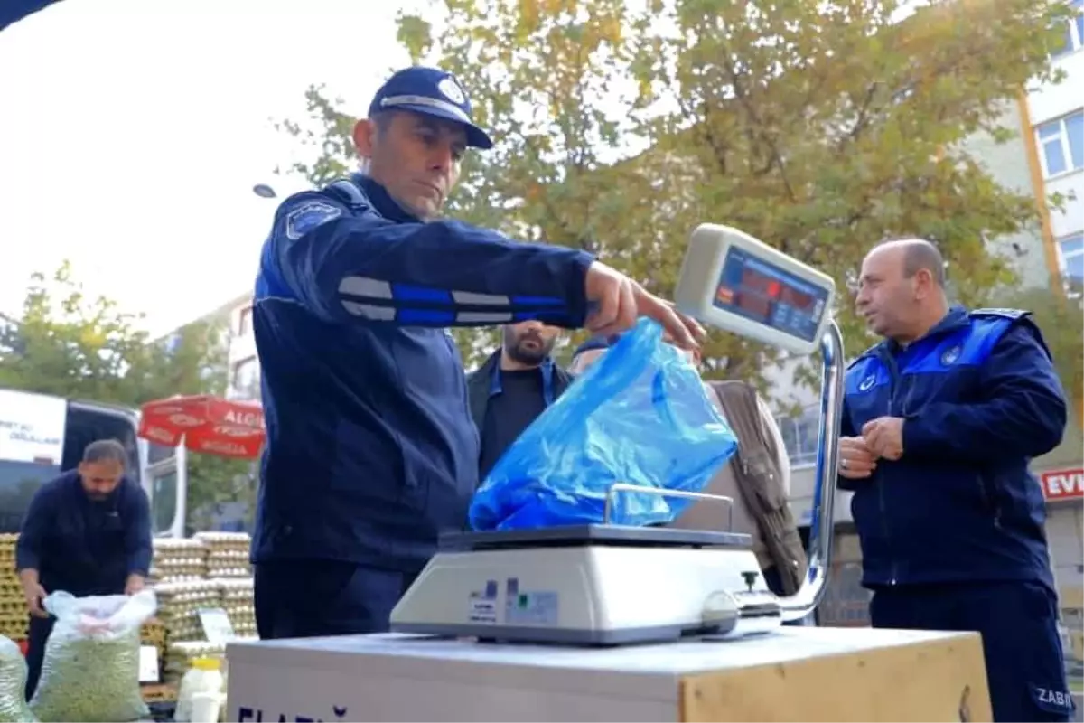 Elazığ’da Semt Pazarlarına Denetim elazigda semt pazarlarina denetim eGyJa3P2.jpg