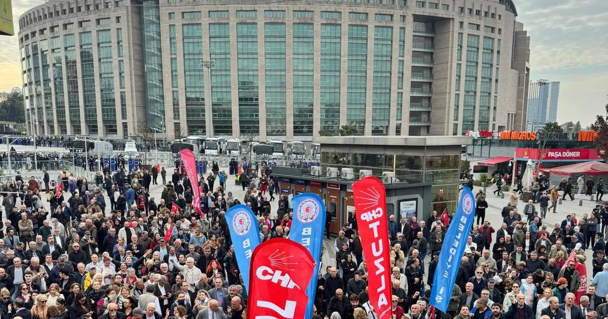 imamoglunun babasi ve ogluna yurtdisina cikis yasagi D4qgmj8w.webp