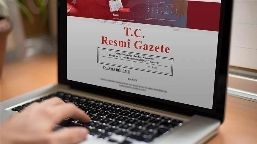 resmi-gazete-kararlari-15-kasim-2025-bugunku-resmi-gazete-atamalari-ve-kararlari-neler-LDkwD5IA.jpg