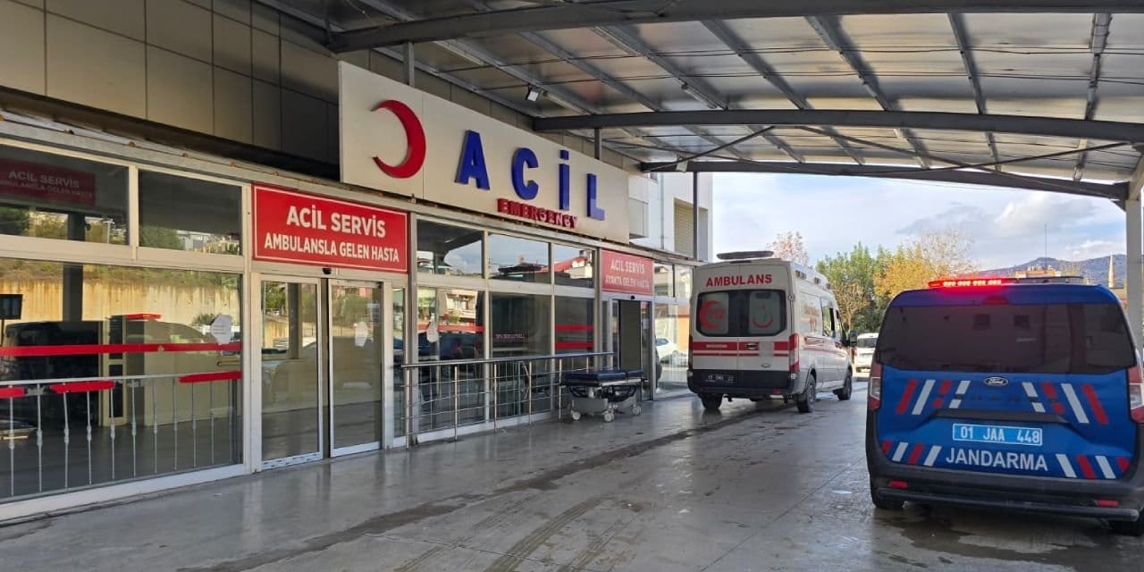 16 yaşındaki çocuk babasını bıçakladı