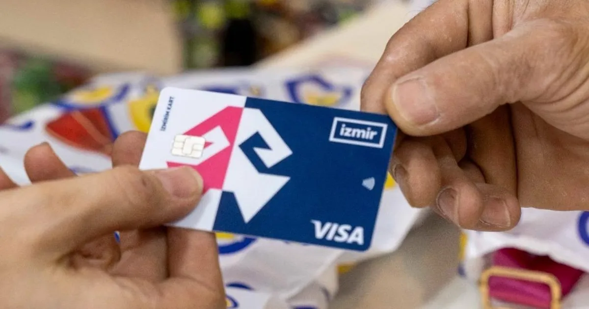 İzmir Büyükşehir öğrencinin yanında