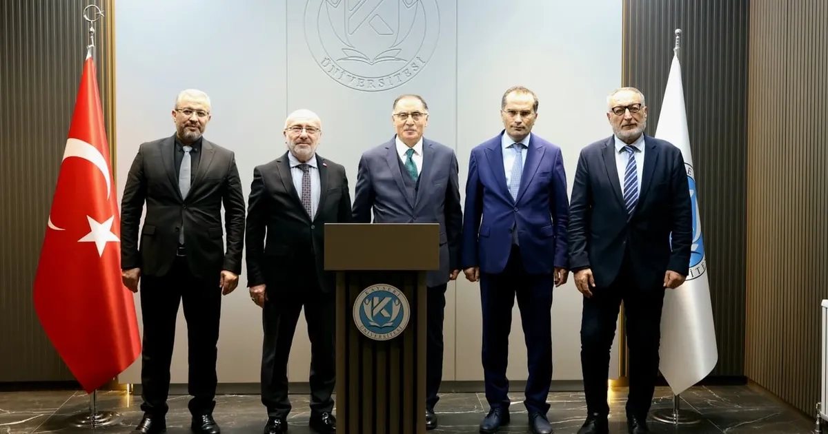 Kayseri Üniversitesi Şeref Malkoç’u ağırladı