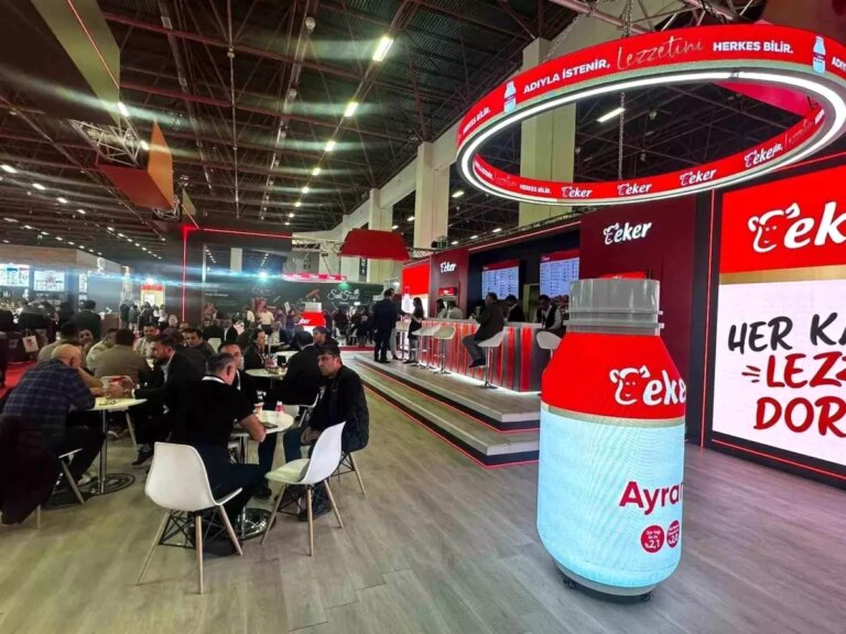 eker-sut-anfas-gida-fuarinda-yeni-urunlerini-tanitiyor-Vz53yKhi.jpg