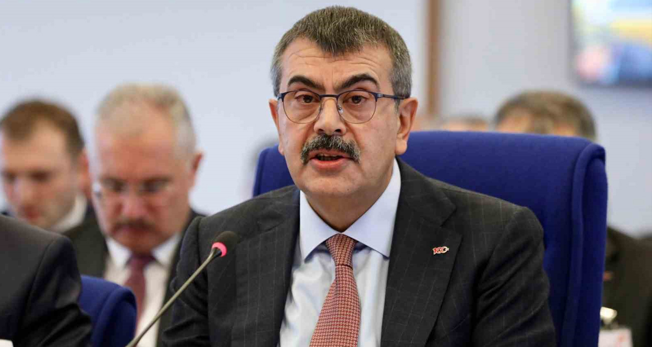 bakan-yusuf-tekinden-ogretmenlerin-alan-degisikligi-konusunda-yeni-aciklama-BiIAmkAR.jpg