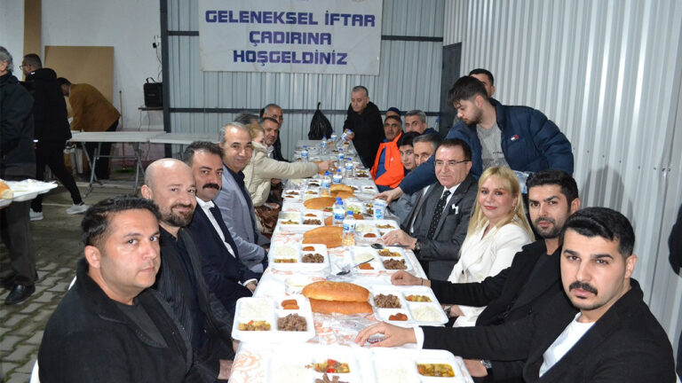 mariderin-iftar-sofrasina-yogun-katilim-9B4LwKJy.jpg