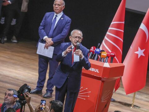 Chpde ortalik karisti kilicdarogluna karsi bildiri hazirligi OvmczdGh