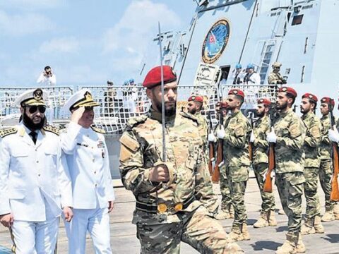 Hem denizden hem havadan dogu akdenizde beyaz mesaj 23hN8bi8